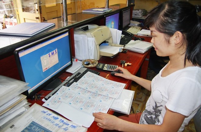 Nghiên cứu cấp thẻ bảo hiểm y tế điện tử cho người dân