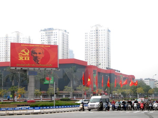 Nghị quyết của Chính phủ về ngăn chặn “tự diễn biến, tự chuyển hóa
