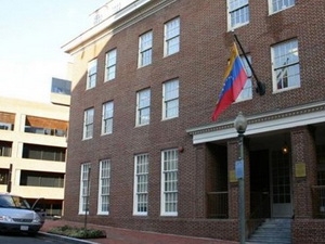 Mỹ trục xuất 3 nhà ngoại giao Venezuela để trả đũa