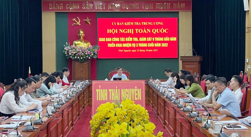 Quyết liệt phòng và chống để giữ trong sạch, liêm khiết
