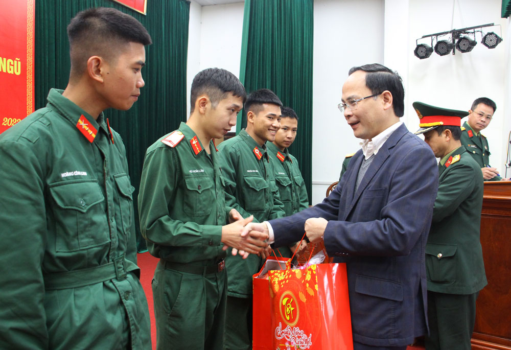 Niềm vui ngày trở về