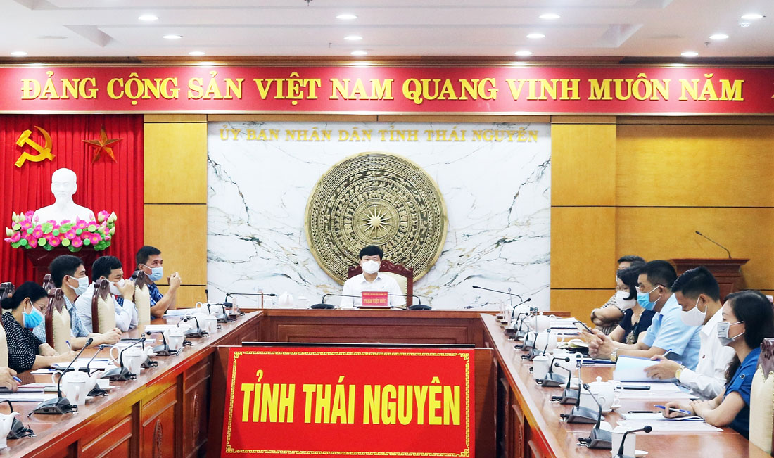 Đổi mới chương trình, sách giáo khoa bám sát mục tiêu