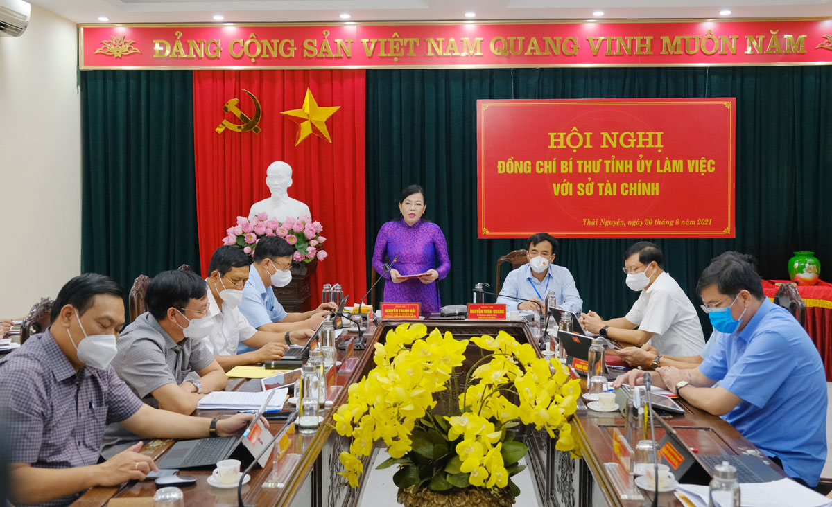 Giảm các khoản chi thường xuyên không cần thiết