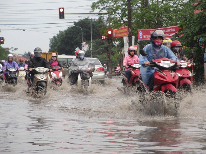 Bắc Bộ tiếp tục có mưa rào và dông, gió mạnh trên nhiều vùng biển
