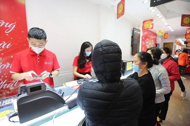 Giá vàng trong nước đảo chiều giảm mạnh tới 600.000 đồng mỗi lượng