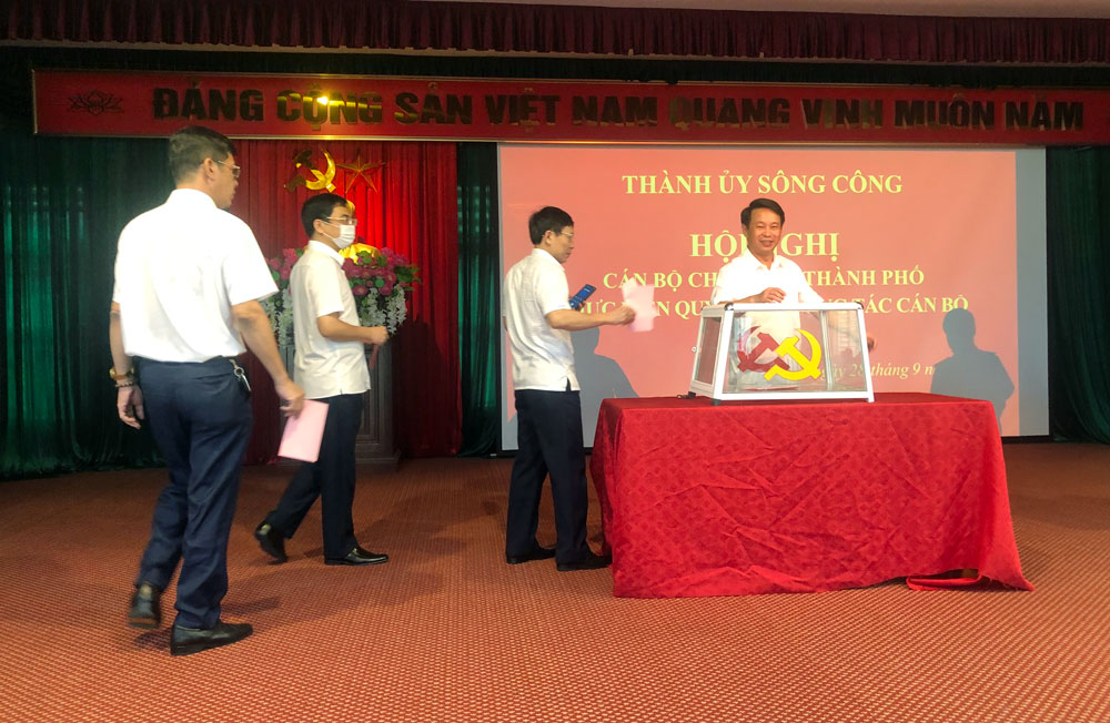 T.P Sông Công: Kiện toàn chức danh Uỷ viên Ban Thường vụ Thành ủy