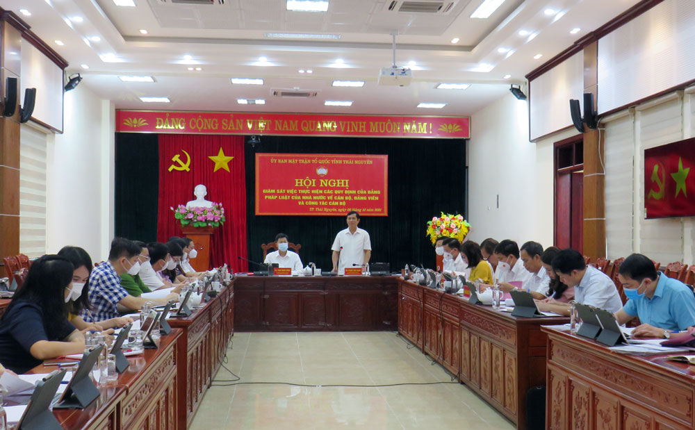 Phát huy vai trò của nhân dân trong giám sát