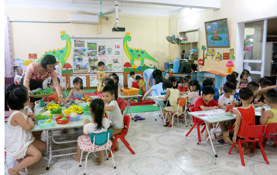 Quá tải ở cơ sở giáo dục mầm non công lập- bài toán khó