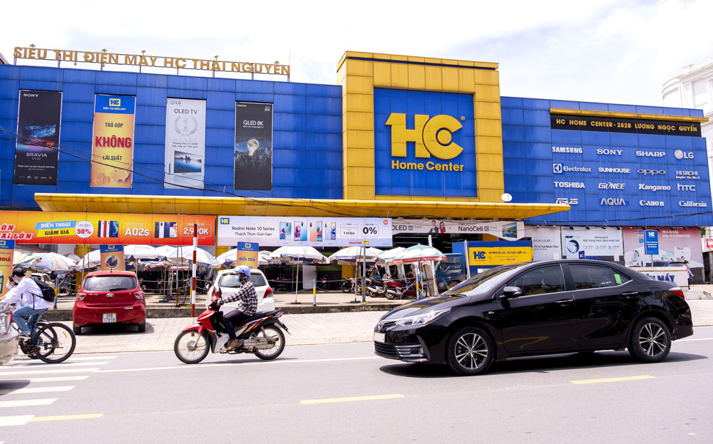Đa dạng và hiện đại hóa thương mại - dịch vụ