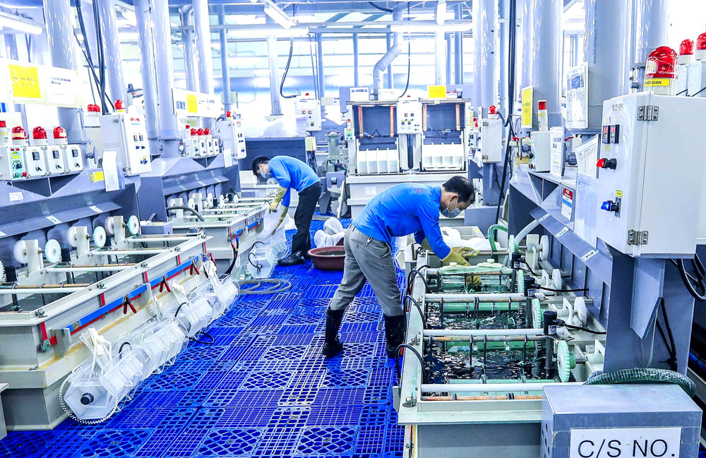 Công nghiệp tăng trưởng nhờ “lực kéo” từ chế biến, chế tạo
