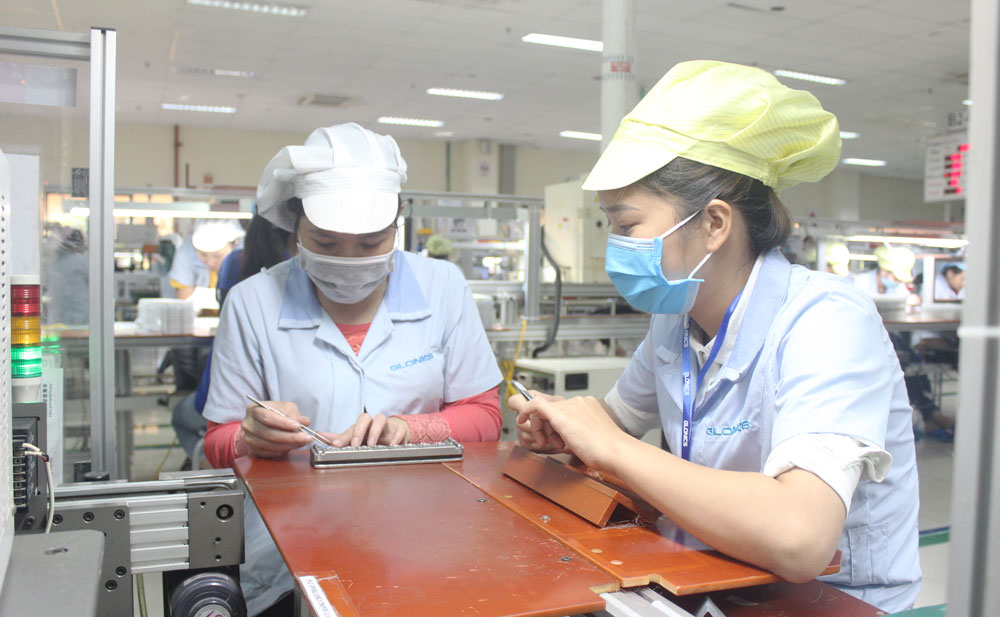 Giá trị xuất khẩu hàng hóa tháng 11 tăng mạnh