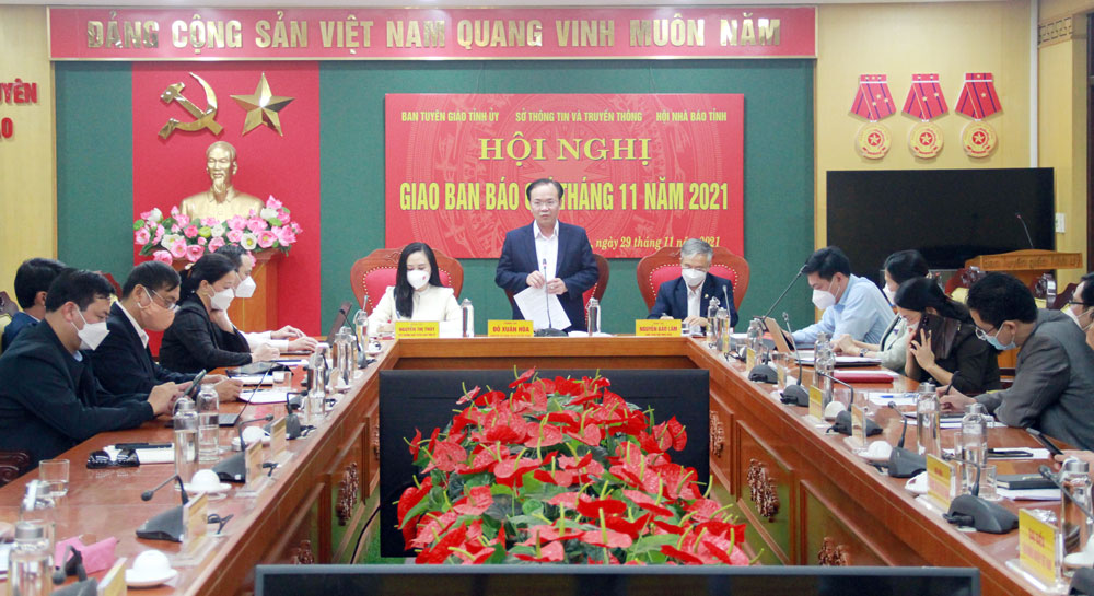Báo chí tăng cường tuyên truyền về công tác phòng, chống COVID-19