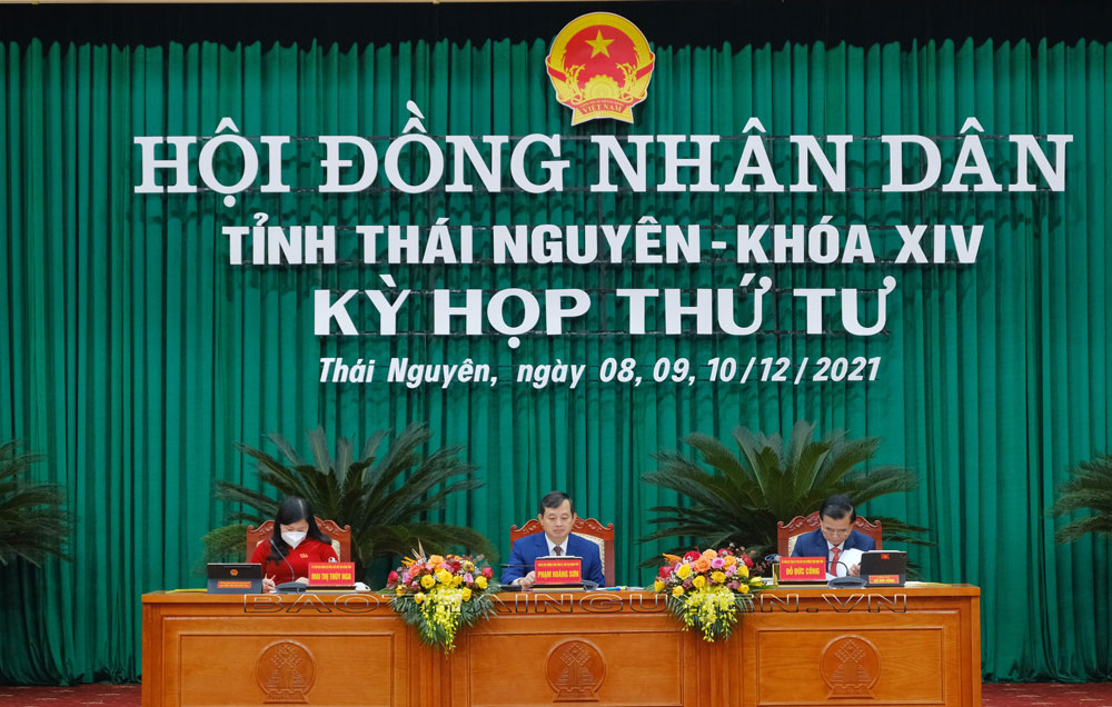 Khai mạc Kỳ họp thứ 4 HĐND Tỉnh khóa XIV: Bàn thảo nhiều nội dung quan trọng về phát triển kinh tế - xã hội của tỉnh giai đoạn tiếp theo