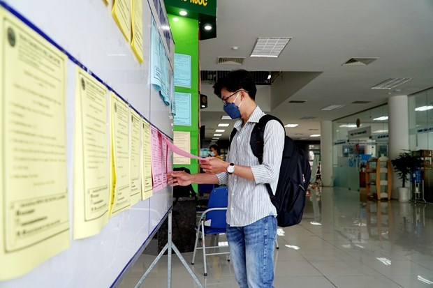 Thị trường lao động cận Tết: Nhu cầu tuyển dụng 'nóng' lên từng ngày