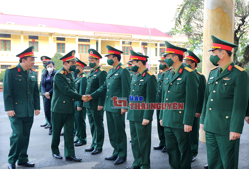 Bộ trưởng Bộ Quốc phòng Phan Văn Giang thăm và làm việc tại Thái Nguyên