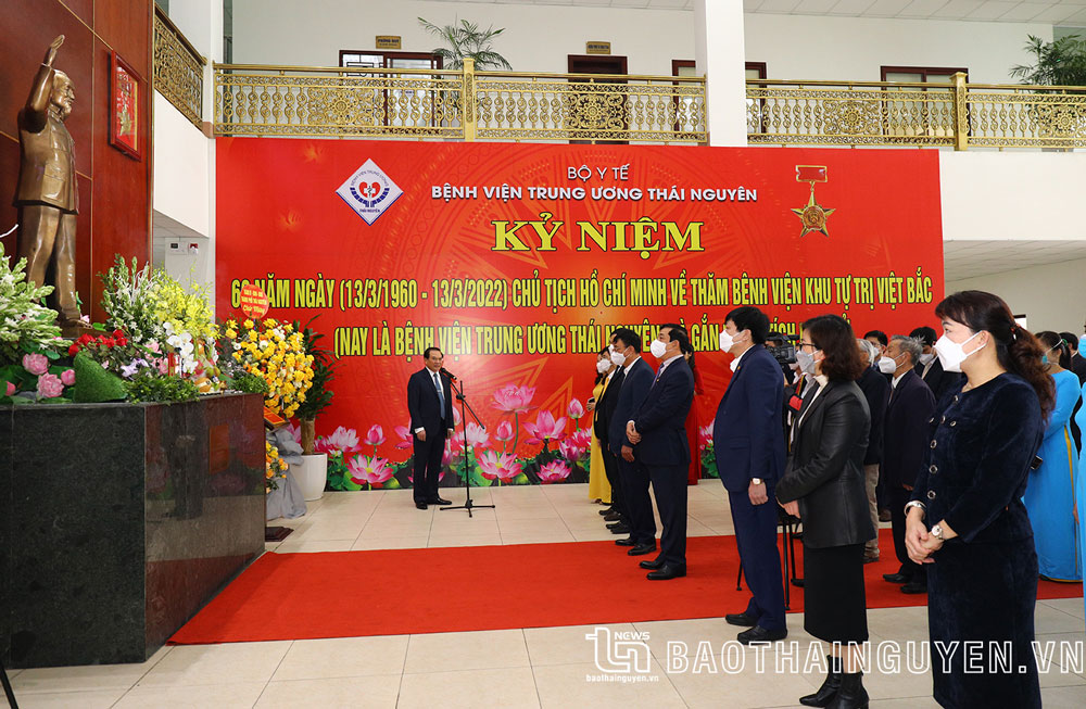 Bệnh viện Trung ương Thái Nguyên: Kỷ niệm 62 năm ngày Bác Hồ về thăm