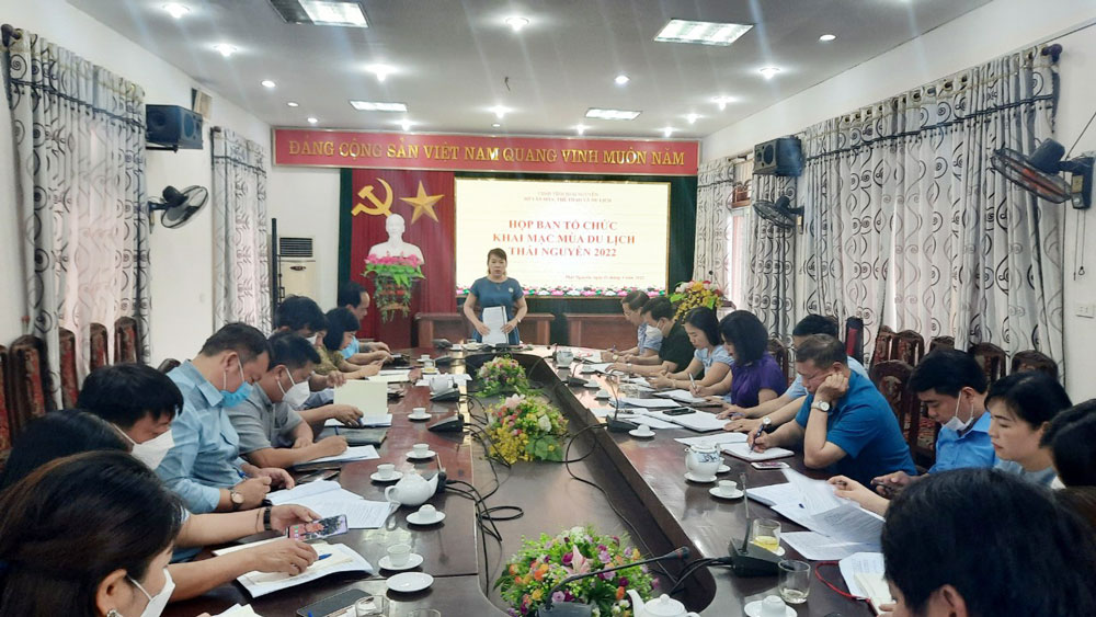 Ấm áp Tết Bunpimay của lưu học sinh Lào