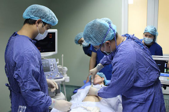 Chọc ối - chìa khóa giải mã dị tật thai nhi