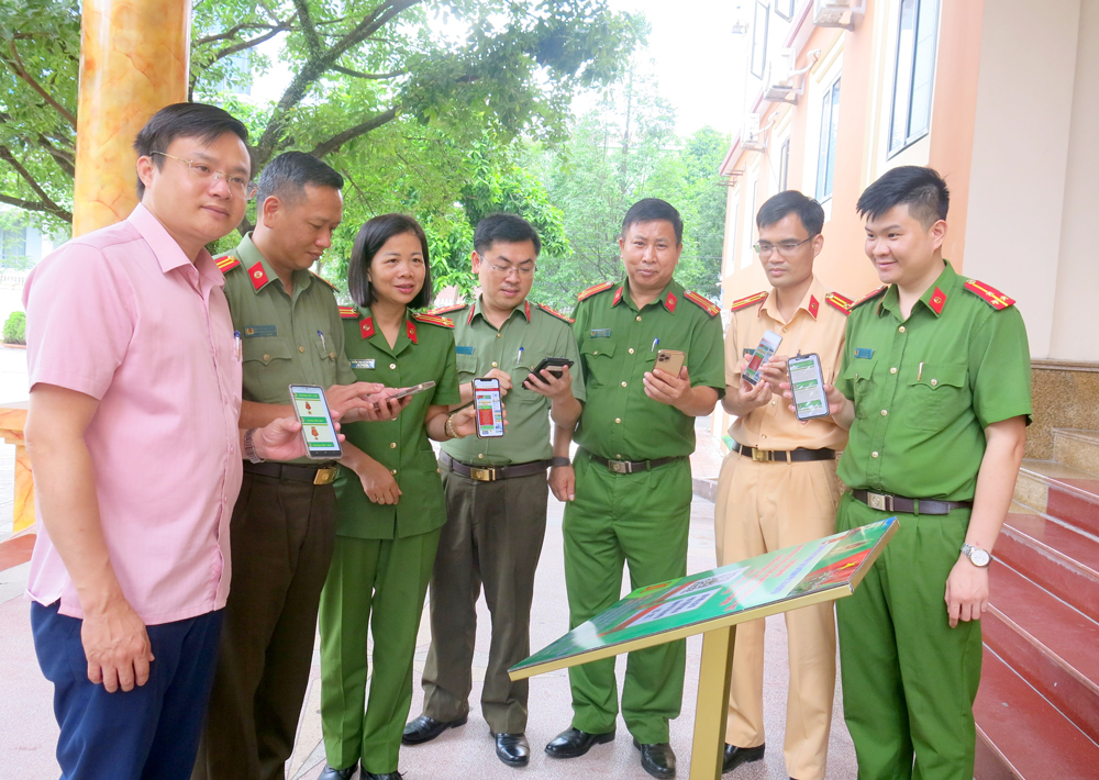 Khánh thành điểm quét mã QR tuyên truyền lịch sử Công an TP. Thái Nguyên