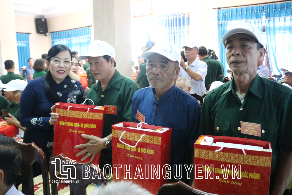 Tình cảm và trách nhiệm xã hội