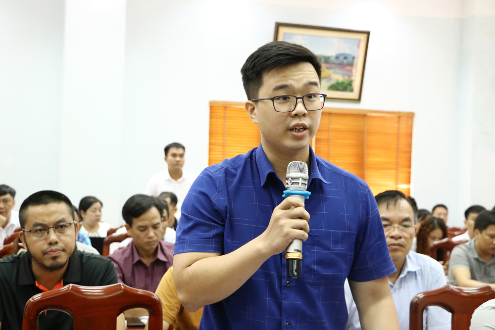 Đối thoại với doanh nghiệp về lĩnh vực thông tin và truyền thông