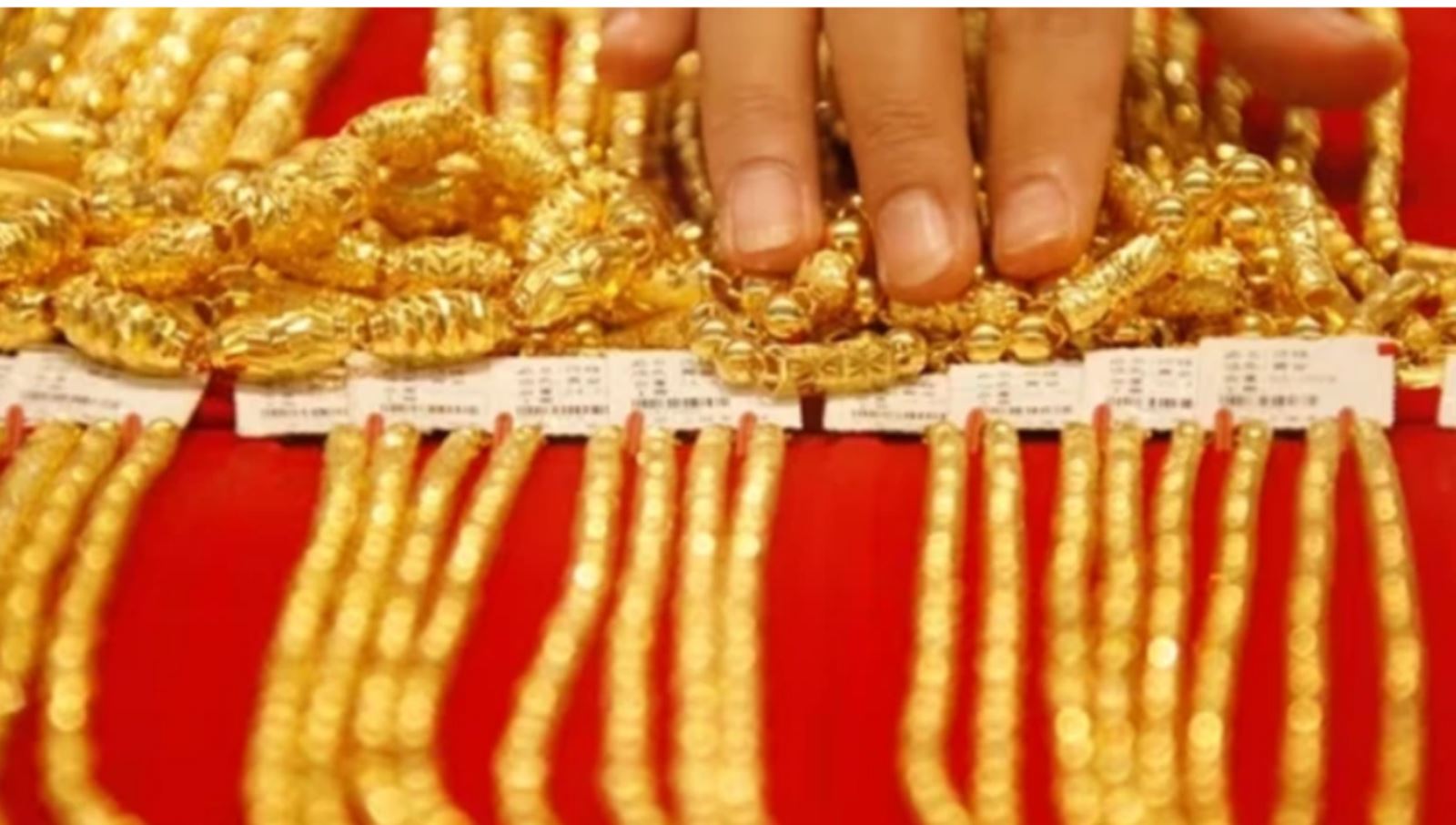 Giá vàng ngày 20/5: Thế giới lập đỉnh mới, chuyên gia dự báo tiếp tục tăng