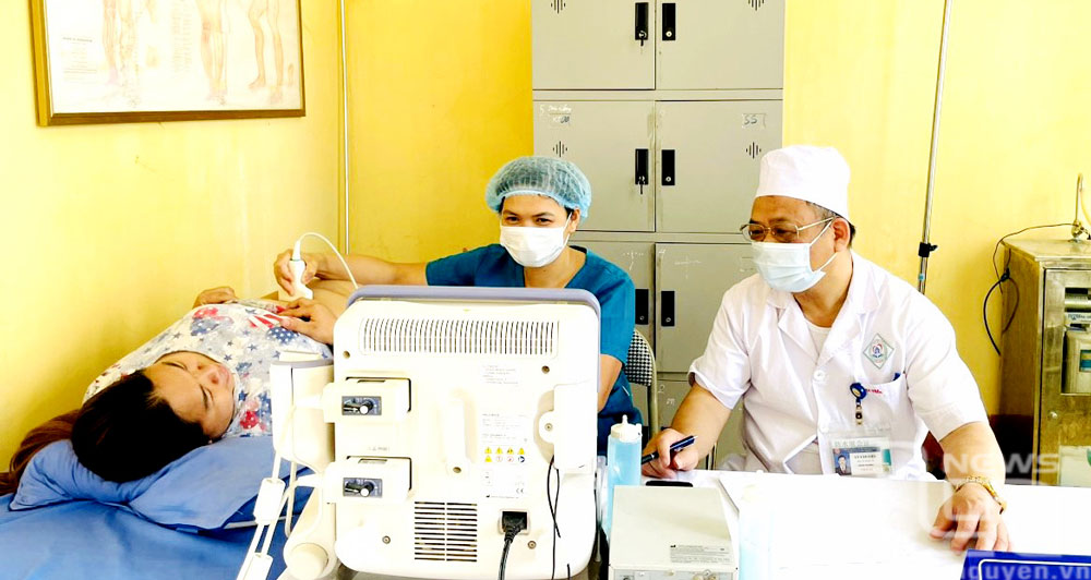 Thực hiện chính sách y tế: Điều kiện cần và đủ để giữ chân cán bộ