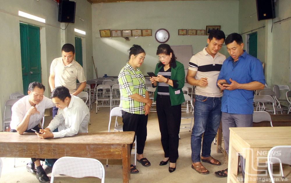 Đẩy mạnh ứng dụng công nghệ thông tin ở vùng khó