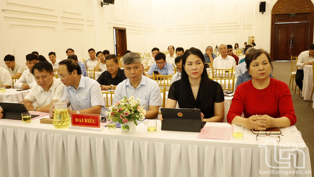 Đẩy mạnh phong trào 'Bình dân học vụ số' trong kỷ nguyên AI