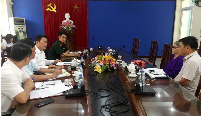 Chủ tịch UBND tỉnh tiếp công dân 