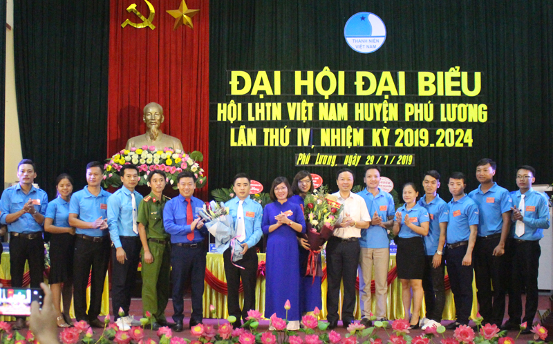Phú Lương: Thanh niên xung kích xây dựng và bảo vệ Tổ quốc 
