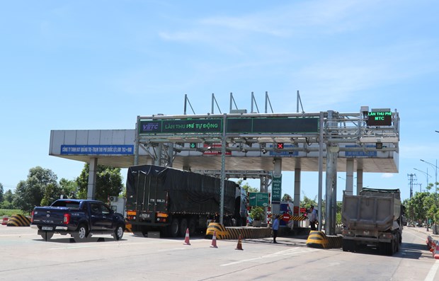 Bộ Giao thông lấy ý kiến người dân về thông tư thu phí đường bộ