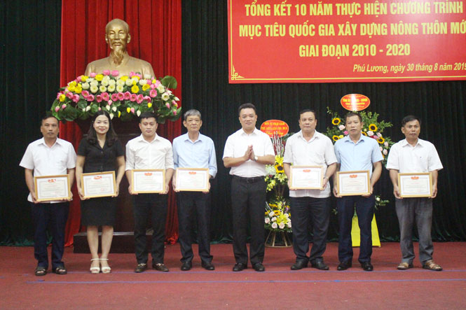 Tổng kết 10 năm xây dựng Nông thôn mới 