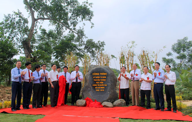 Khánh thành công trình tôn tạo Di tích Trường Đảng Nguyễn Ái Quốc 