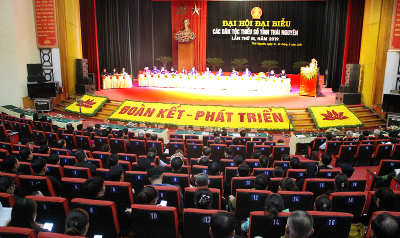 250 đại biểu chính thức về dự Đại hội đại biểu các dân tộc thiểu số tỉnh Thái Nguyên lần thứ III 