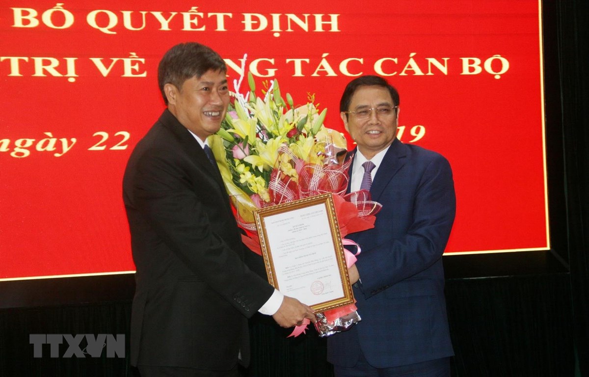 Trưởng ban Tổ chức TW làm việc và triển khai công tác cán bộ ở Sơn La