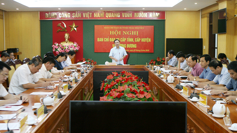 Chủ động đấu tranh với các quan điểm sai trái, thù địch trên địa bàn
