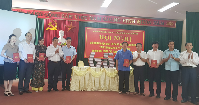 Bổ nhiệm đồng chí Nguyễn Bá Chính giữ chức vụ Chánh Văn phòng UBND tỉnh