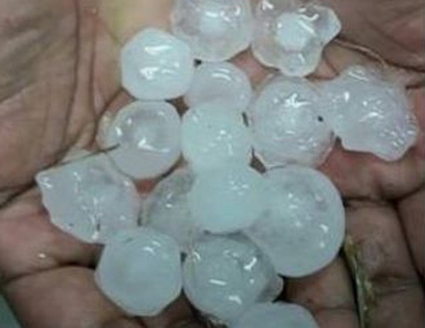Mưa đá to bằng quả bóng golf làm 5 tỉnh của Myanmar thiệt hại nặng