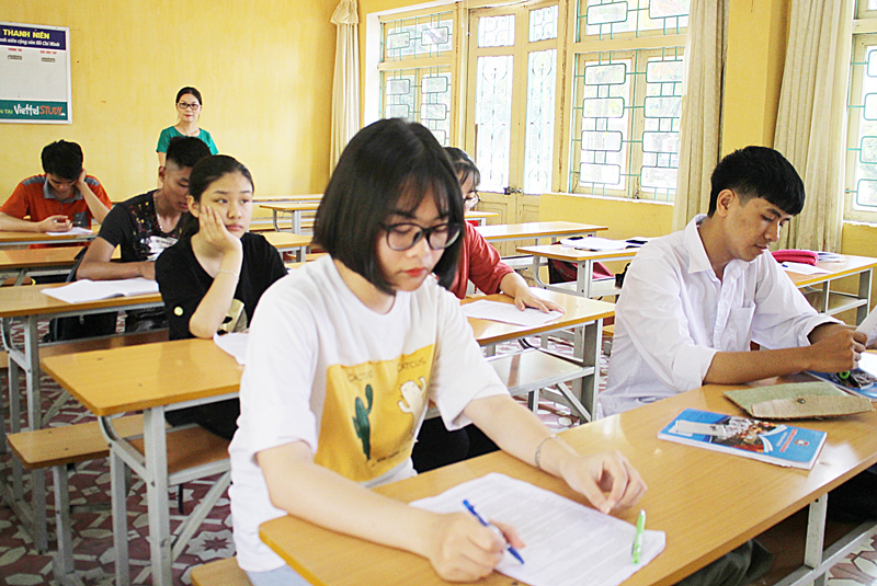 Hơn 2.000 học sinh tham dự kỳ thi chọn học sinh giỏi lớp 12