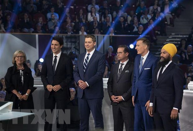 Các điểm bầu cử sớm đã mở, dự báo Thủ tướng Trudeau giành chiến thắng