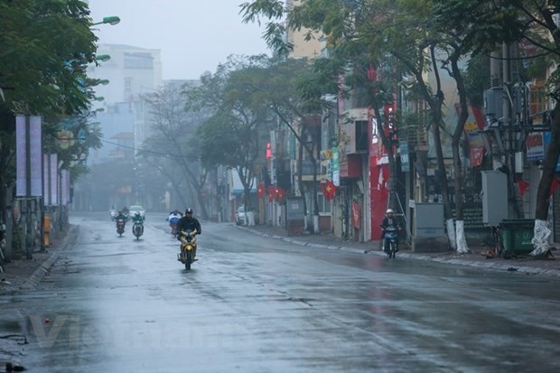 Bắc Bộ trở lạnh, vùng núi trời rét, Trung Bộ có mưa to cục bộ