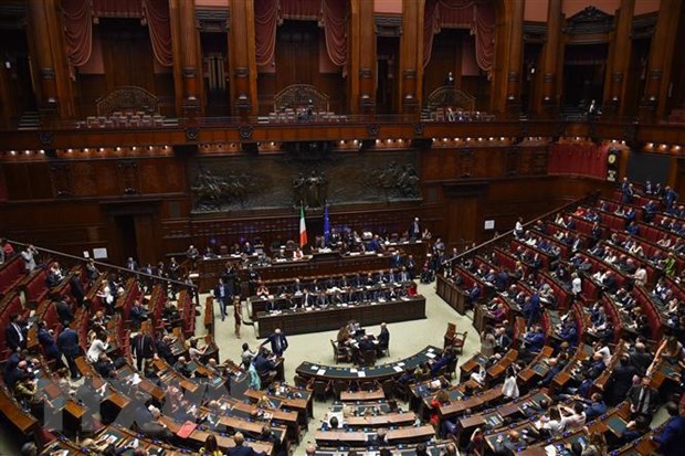 Để Italy tiếp tục là 'đầu tàu' cùng EU vượt qua khó khăn