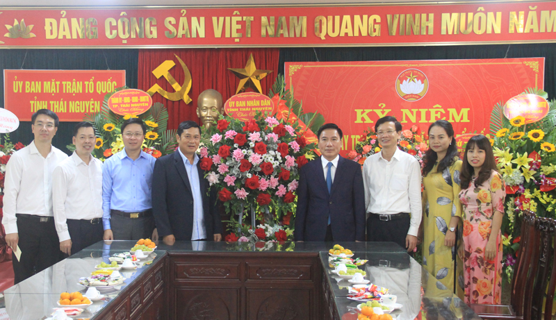 Đánh giá kết quả thực hiện nhiệm vụ phát triển KT-XH