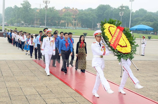 Hơn 63.000 lượt người vào Lăng viếng Bác dịp nghỉ 30/4 và 1/5