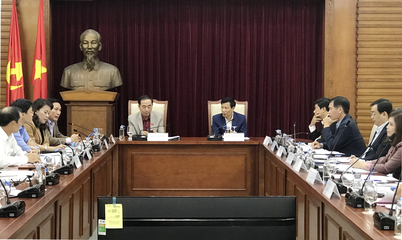 Lãnh đạo tỉnh làm việc với Bộ trưởng Bộ Văn hoá, Thể thao và Du lịch
