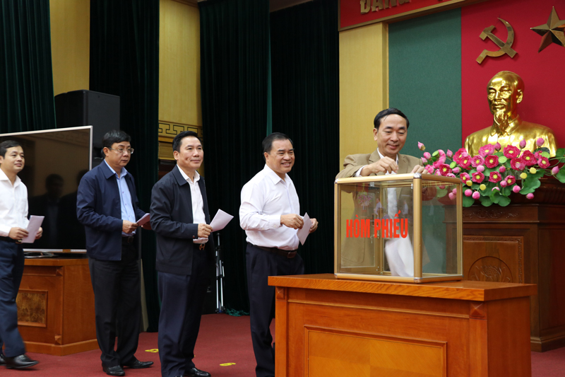 Xác định rõ nhiệm vụ trọng tâm, khâu đột phá để triển khai nhiệm vụ