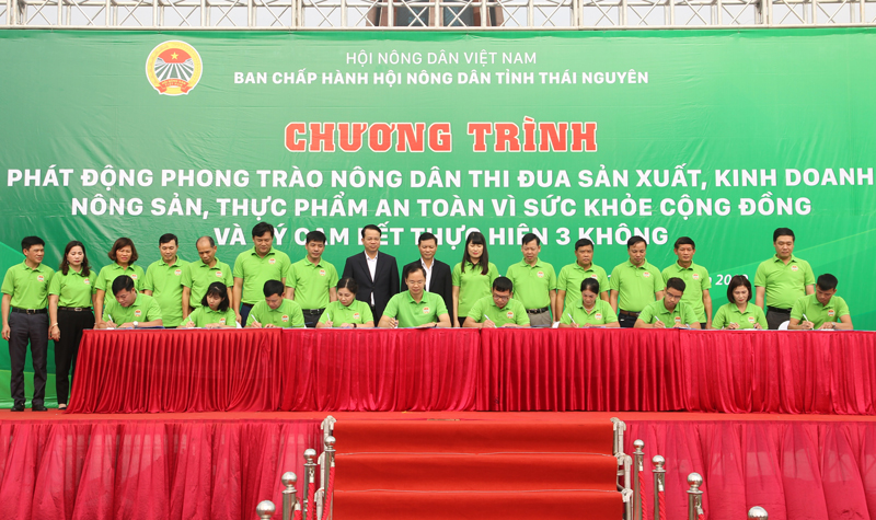 Phát động thi đua sản xuất, kinh doanh nông sản, thực phẩm an toàn