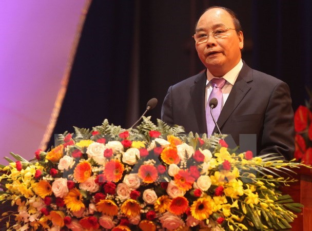 Nhiều vấn đề nóng được đưa ra trong phiên họp Chính phủ tháng Tư