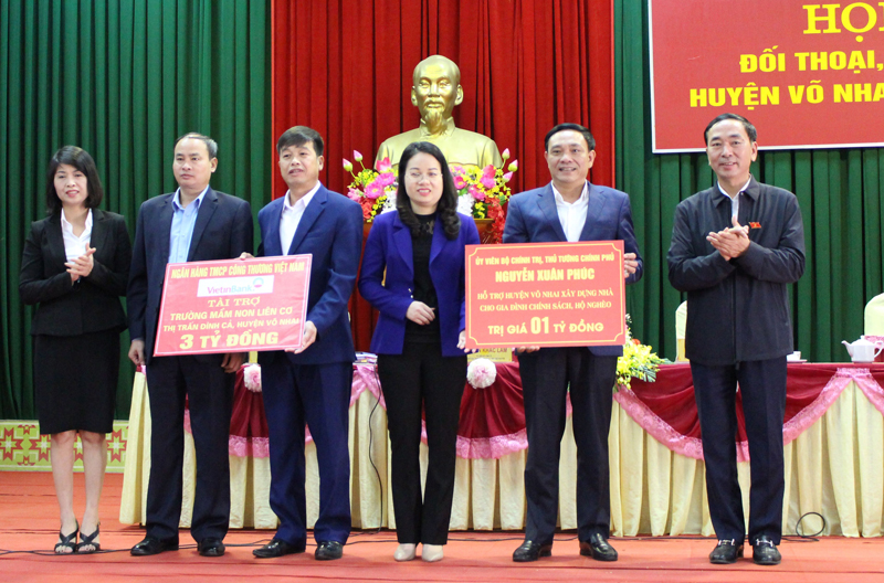 Đồng chí Bí thư Tỉnh ủy đối thoại, tiếp xúc cử tri huyện Võ Nhai